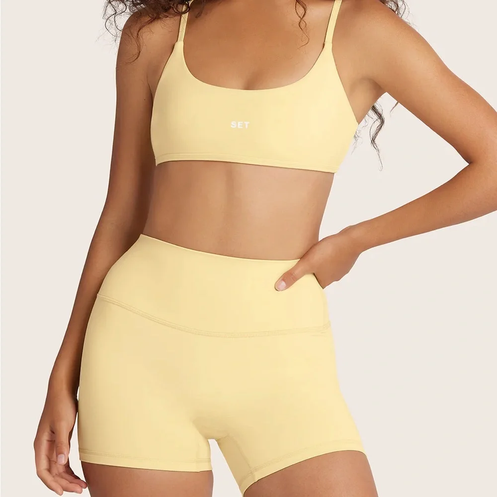 *EXCLUSIVE* SET Active Butter Yellow Breathe Shorts Set - Picture 5 of 8